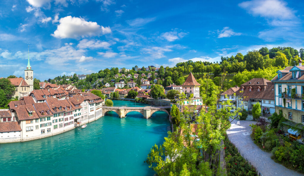 Vue panoramique de Berne en été
