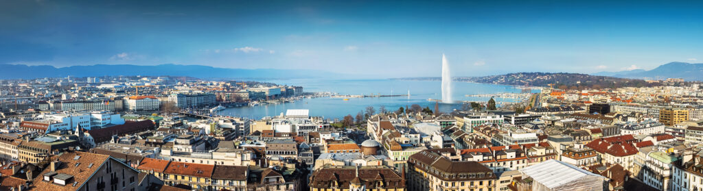 Panorama de Genève et du lac sous le soleil