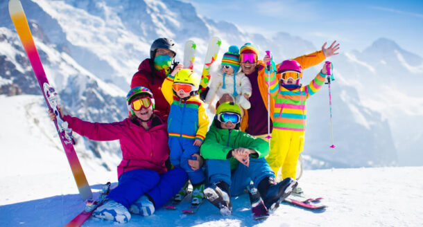 Natale formato famiglia: idee e attività da fare con i bambini (senza stress)