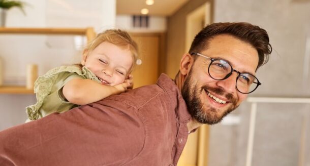 Perché in Svizzera la Festa del Papà cambia data? La spiegazione + attività perfette per celebrare