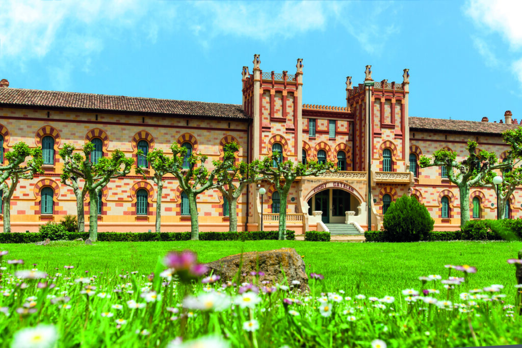 Fachada principal del Hotel Balneario Vichy Catalan, Girona