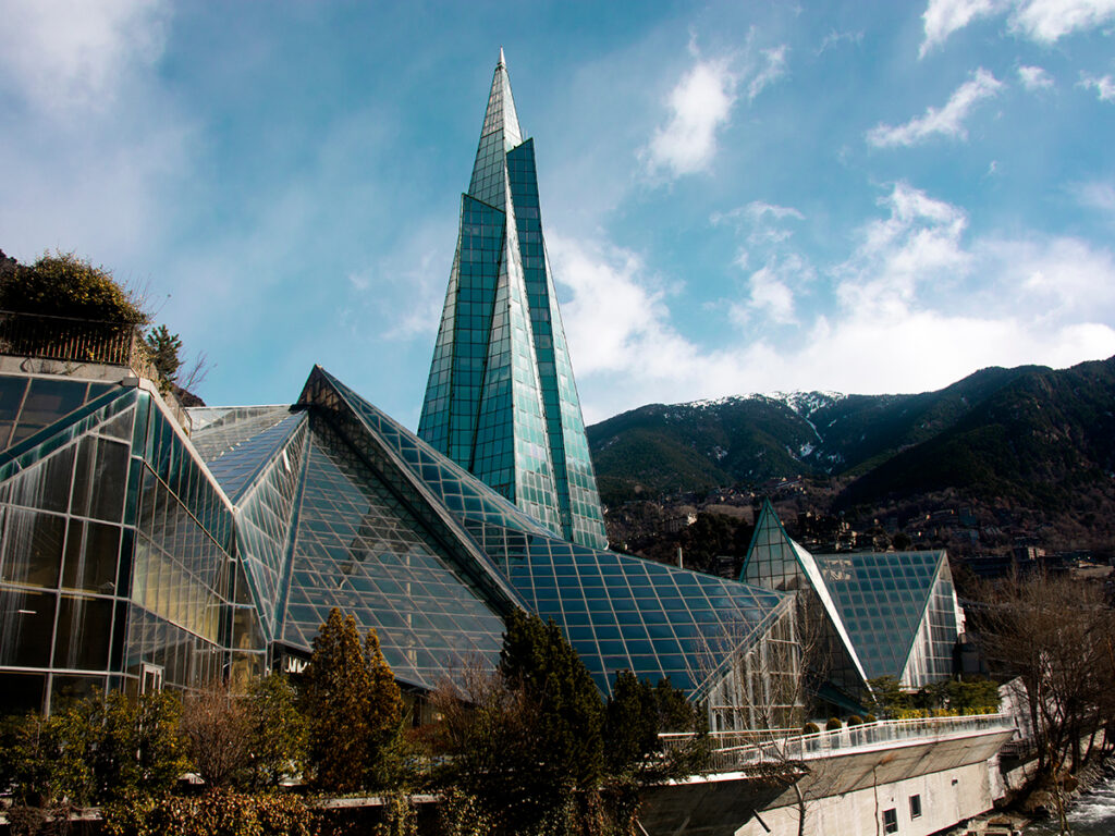 Fotografía del edificio de Caldea, en Andorra