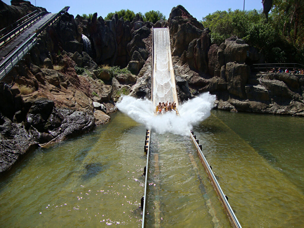 Atracción de PortAventura tutuki splash