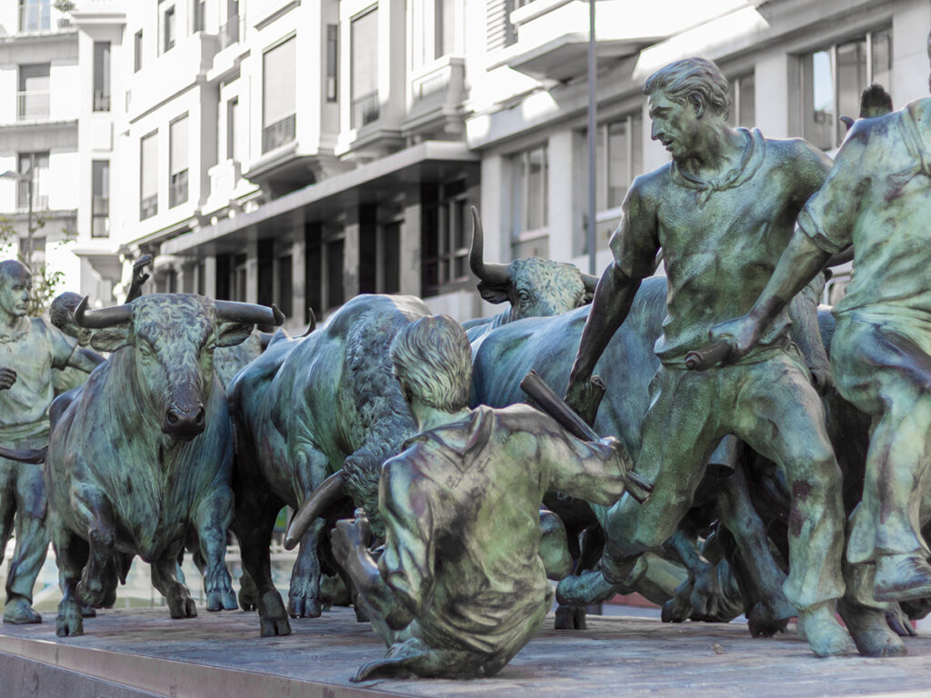 monumento-encierro-pamplona