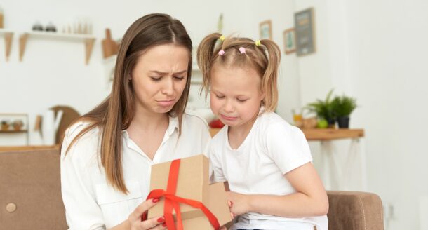 Los peores regalos para el Día de la Madre (según las propias madres)