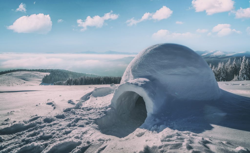 Dormir une nuit dans un igloo