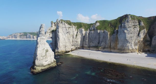 Zoom sur les falaises d’Etretat : un paysage si unique