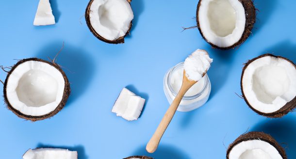 Pourquoi l’huile de coco va devenir votre meilleure alliée pour être au top cet été ?