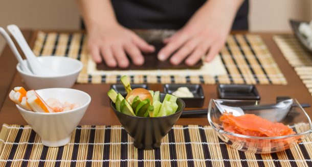 Recette de sushis pour faire des sushis maison en 5 étapes