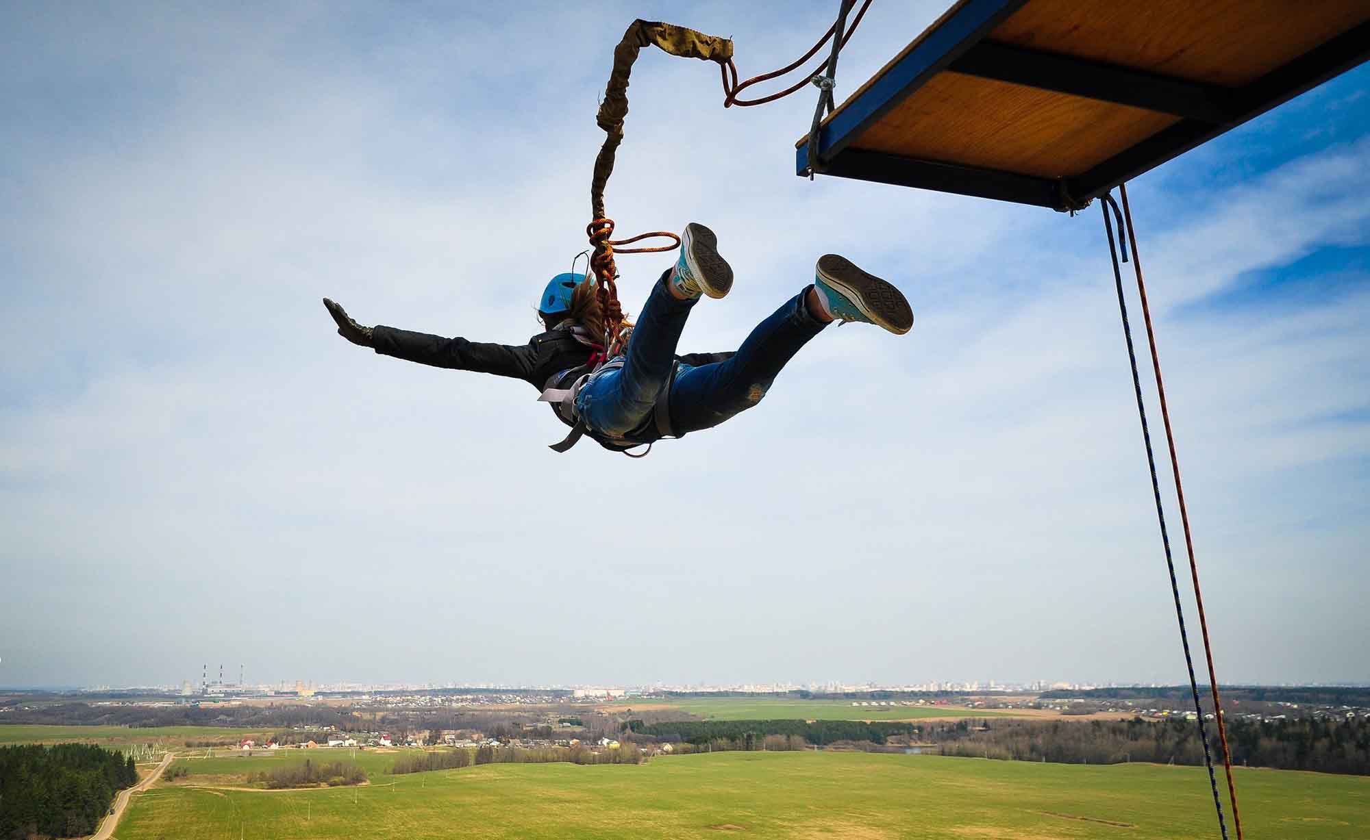 Saut à l'élastique