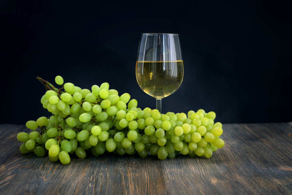 Verre de vin blanc vegan