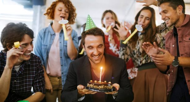 🎁 Top 15 des idées cadeaux d’anniversaire pour homme (authentiques & mémorables)
