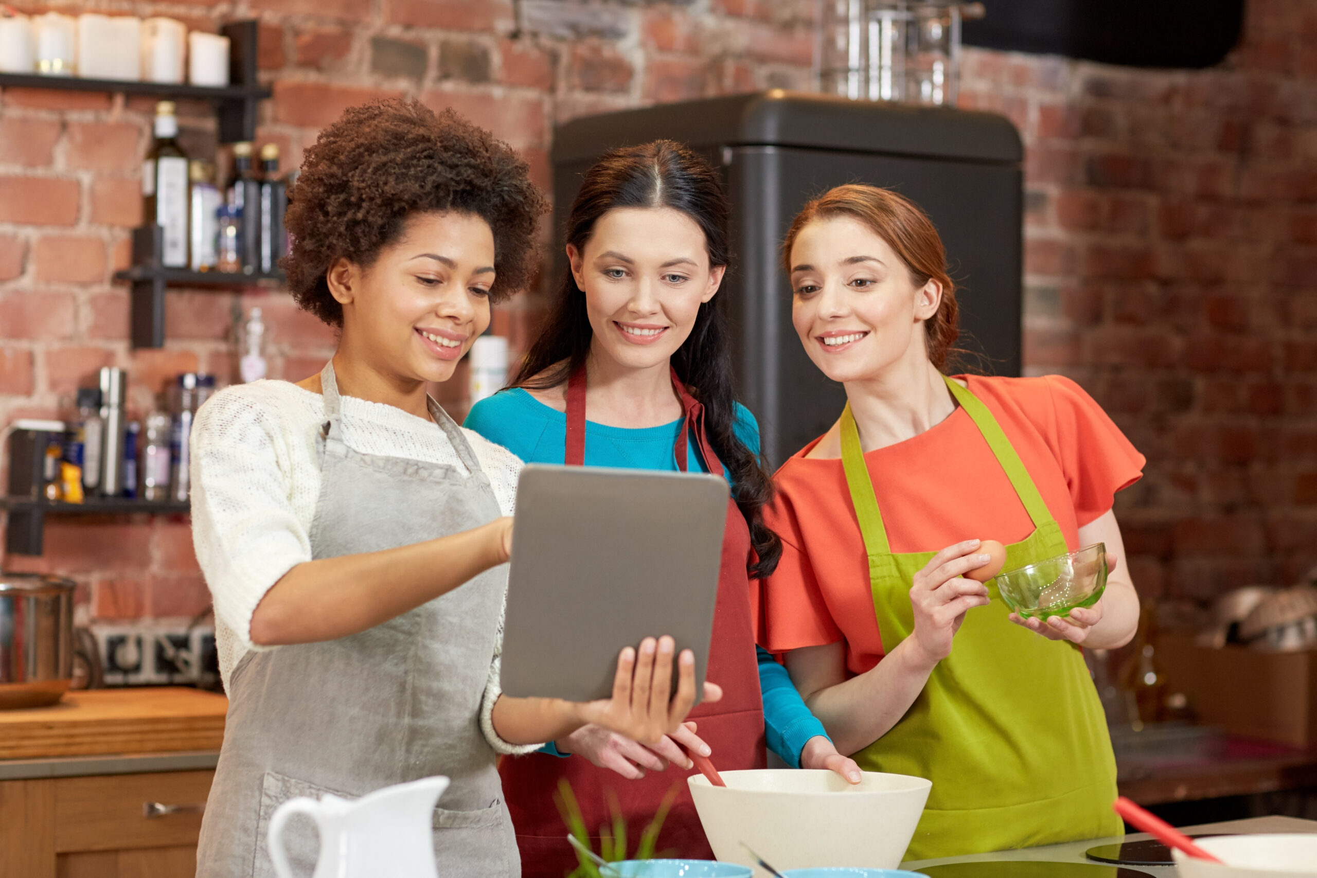 Divertimento in cucina per tutti con una lezione online